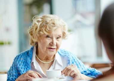 Signs that it may be time to take your elderly to an assisted living facility