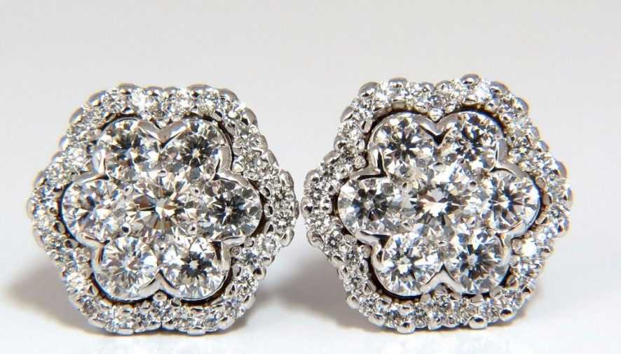 Stud earrings vs Cluster earrings: are they the same?